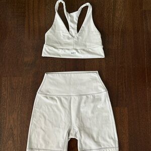 Set Active Tuxforme Women's White Sports Bra and Shorts Set